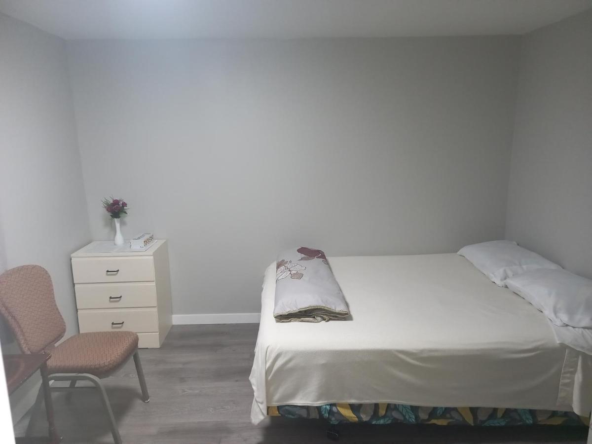 Green&White House Appartement Coquitlam Buitenkant foto