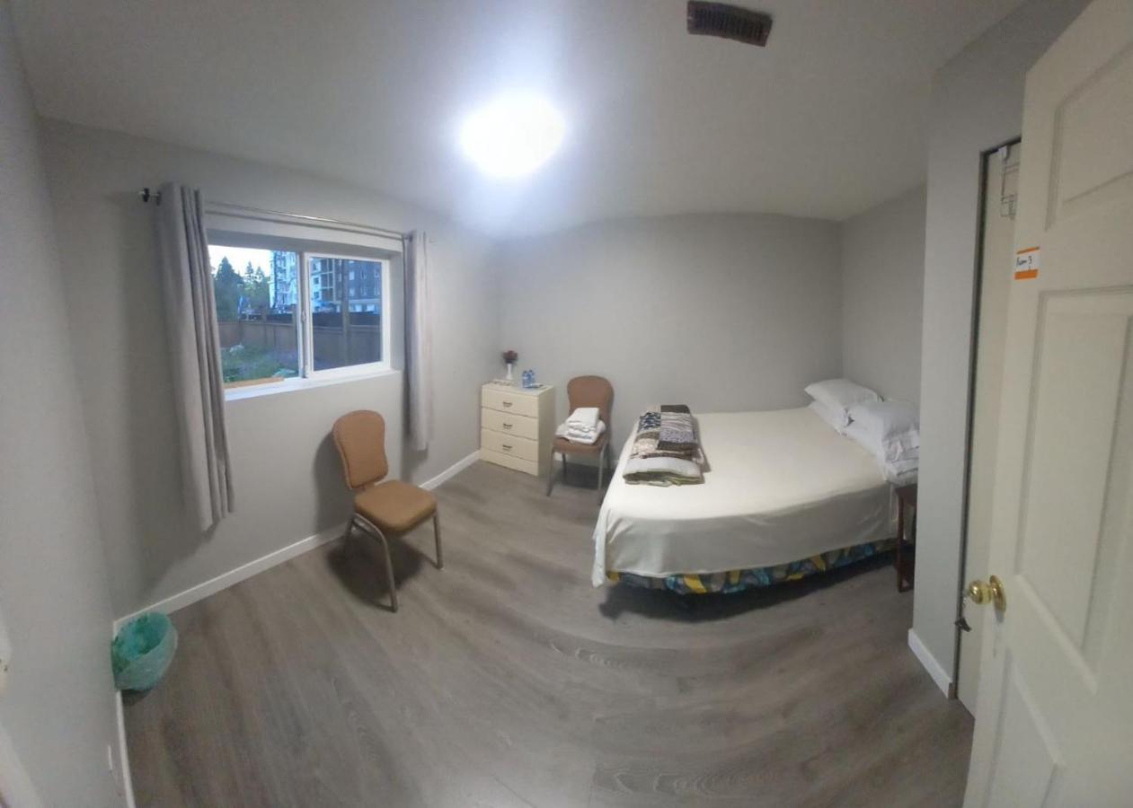 Green&White House Appartement Coquitlam Buitenkant foto